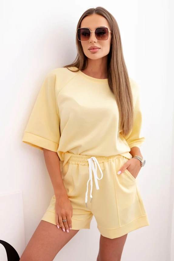 Women's butter set with a short-sleeved blouse and shorts with an elastic band yellow