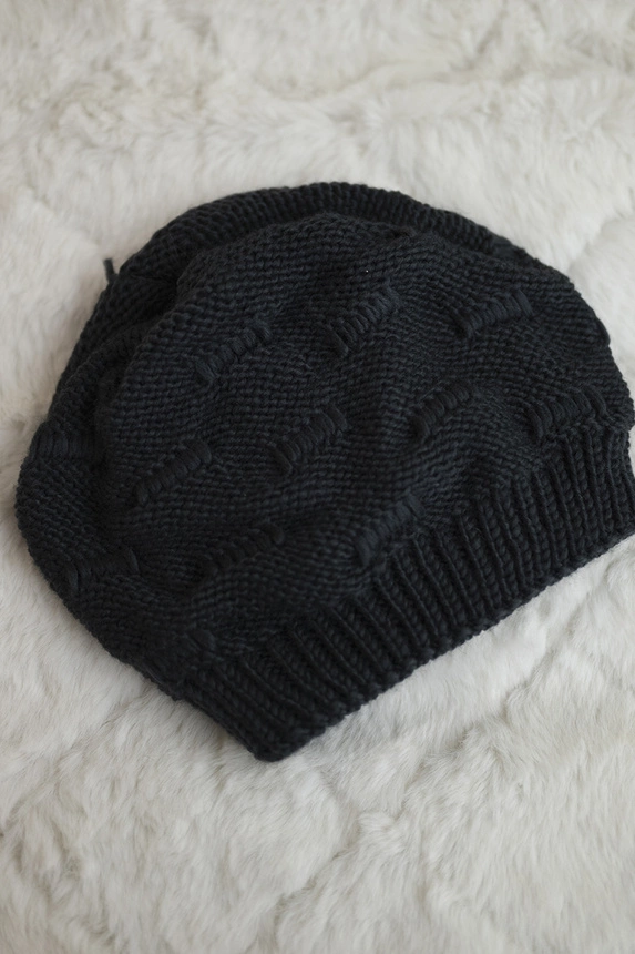 Women's cap Nastia K373 black