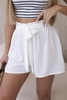 Shorts mit Viskose in der Taille gebunden weiß