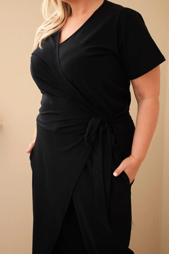 Moteriškas medvilninis Plus Size kombinezonas su surišimu ties juosmeniu juoda