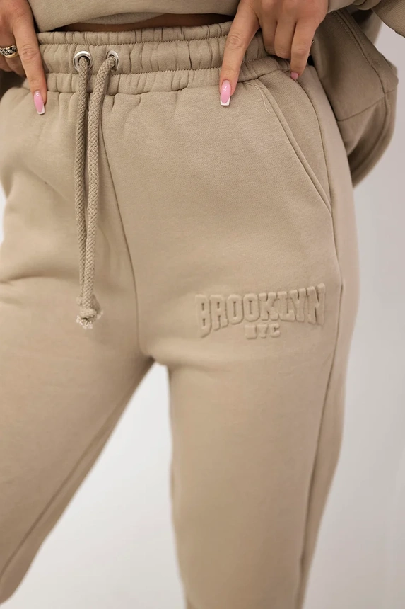 Isoliertes Baumwoll-Set, Sweatshirt + Hose Brooklyn hellbeige