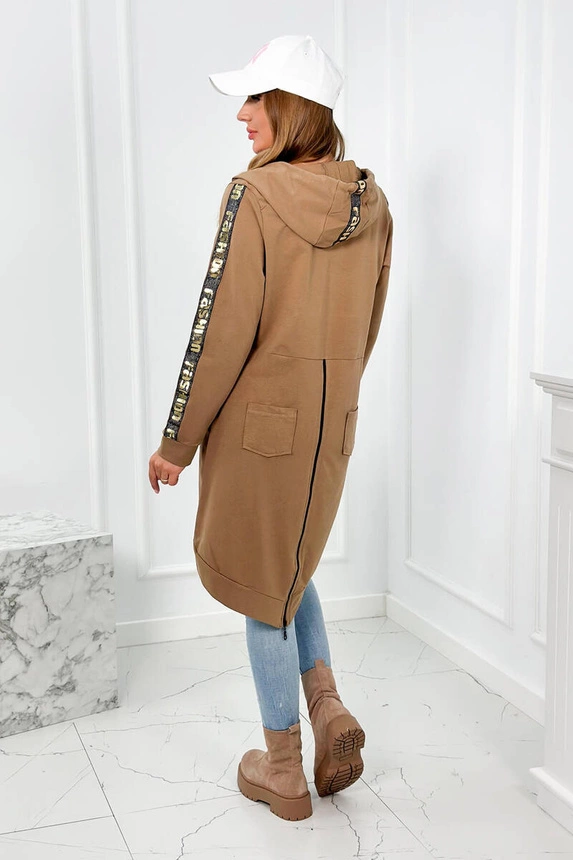 Sweatshirt with zip at the back camel