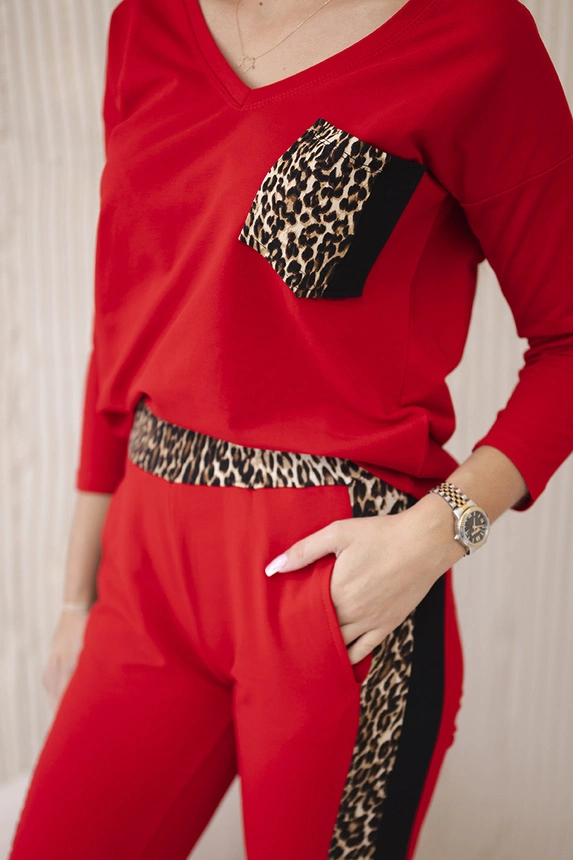 Rinkinys su leopardo rašto raudona spalva