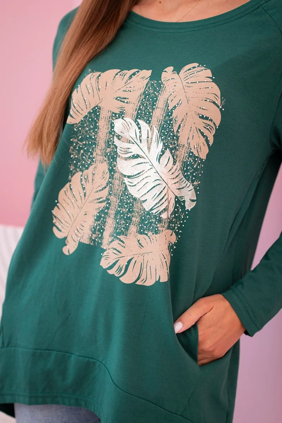Women's blouse with pockets and decorative print green