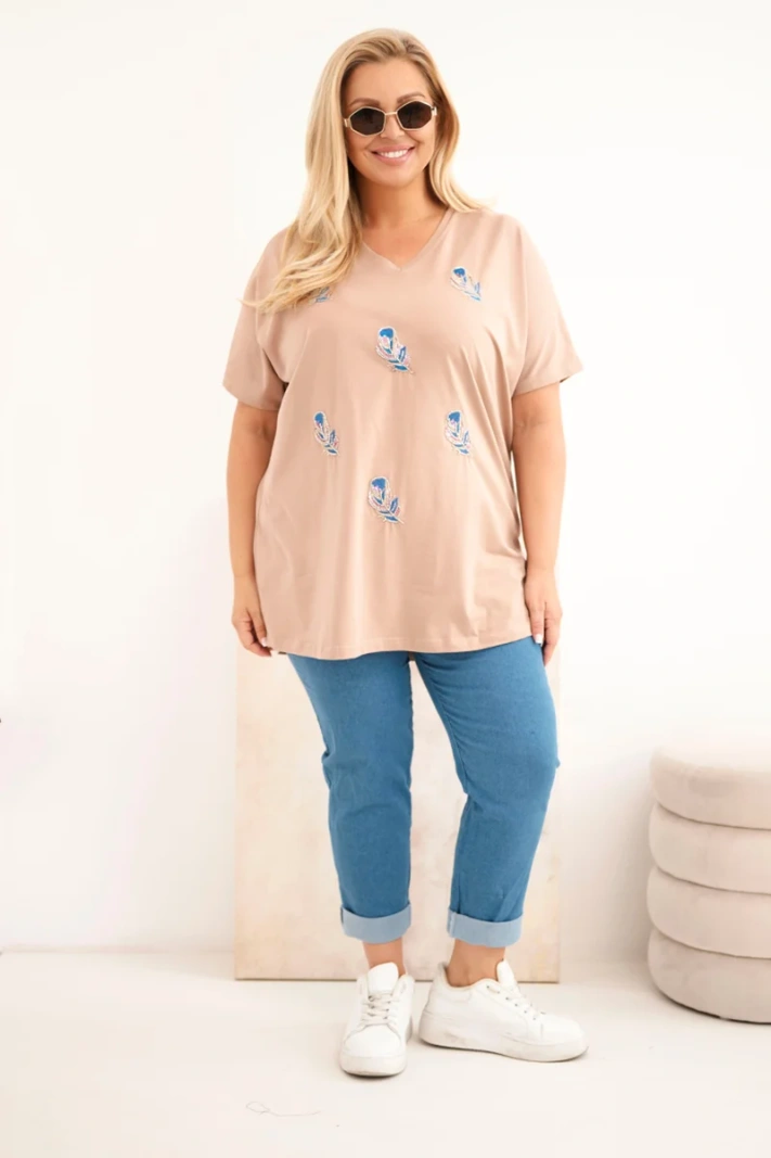 Damen-Baumwollbluse in Plus Size mit Federn camel