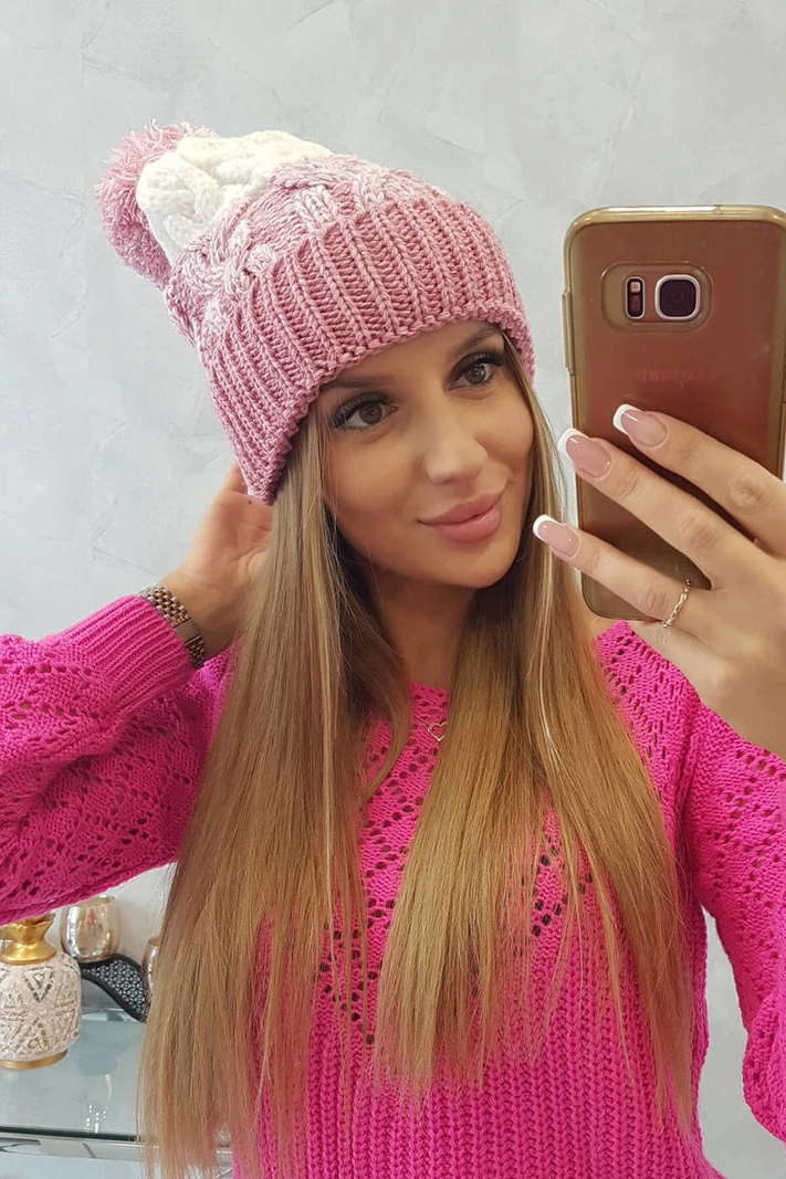 Moteriška kepurė su pomponu Abigail K326 powder pink+ecru