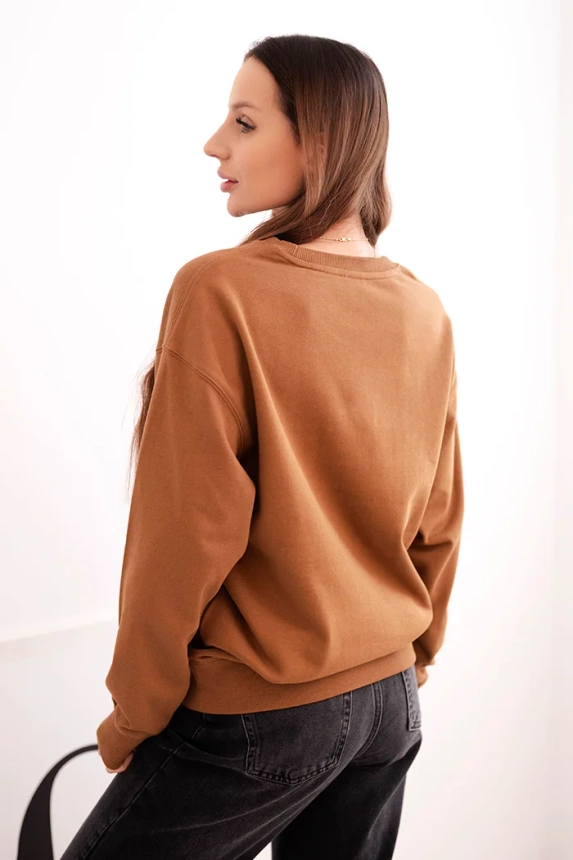 Women's basic cotton looped sweatshirt with a round neckline camel