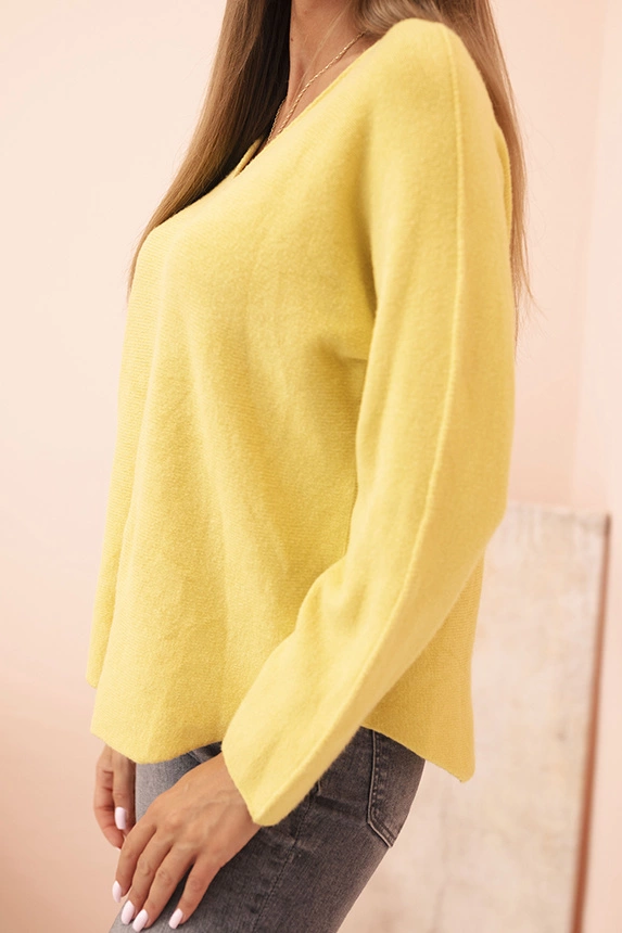 Women's sweater with viscose and V-neck yellow