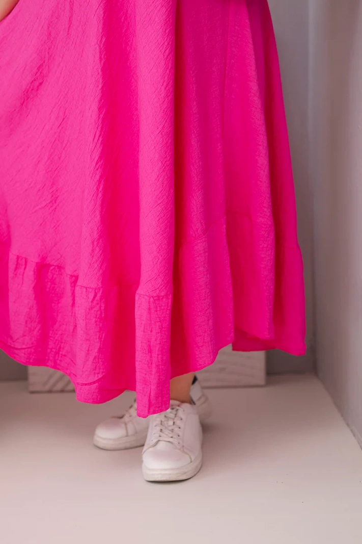 Women's plus size dress with short sleeves and a ruffle made of lightweight viscose fuchsia