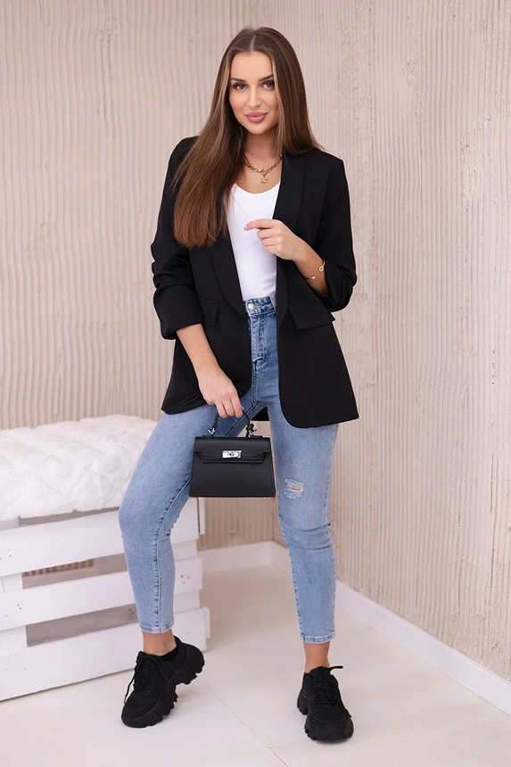 Elegantiškas juodas švarkas su atvartais