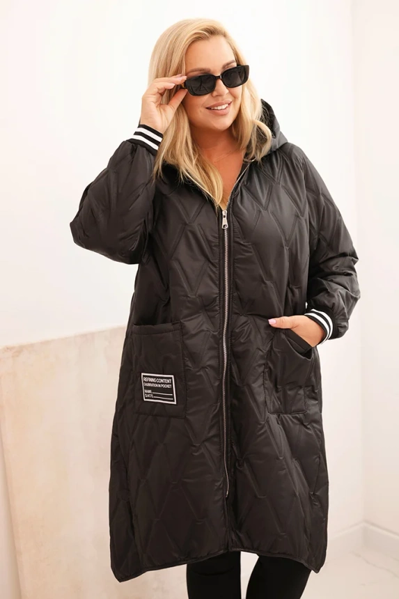 Dámska bunda Plus Size prešívaná s kapucňou a športovými manžetami čierna