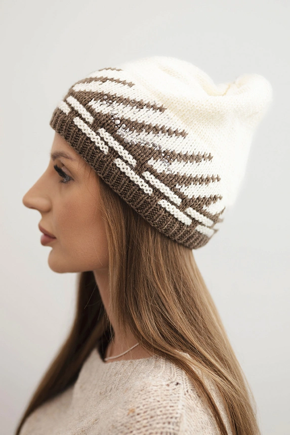 Women's winter wool hat with zirconia and pattern K455 mocha