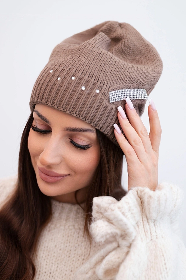 Women's wool winter hat with decorative crystals K399 black