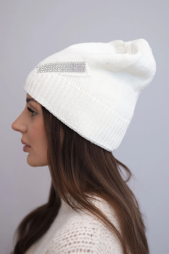 Women's wool winter hat with decorative crystals K399 black