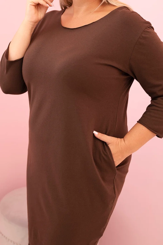 Dámska sukňa Plus Size z bavlnou s jednoduchým strihom a rukávom 3/4 hnedá