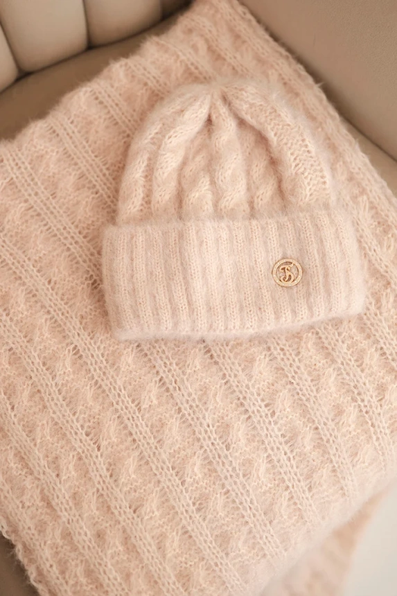 Women's set hat and scarf with ribbing and decoration light powder pink
