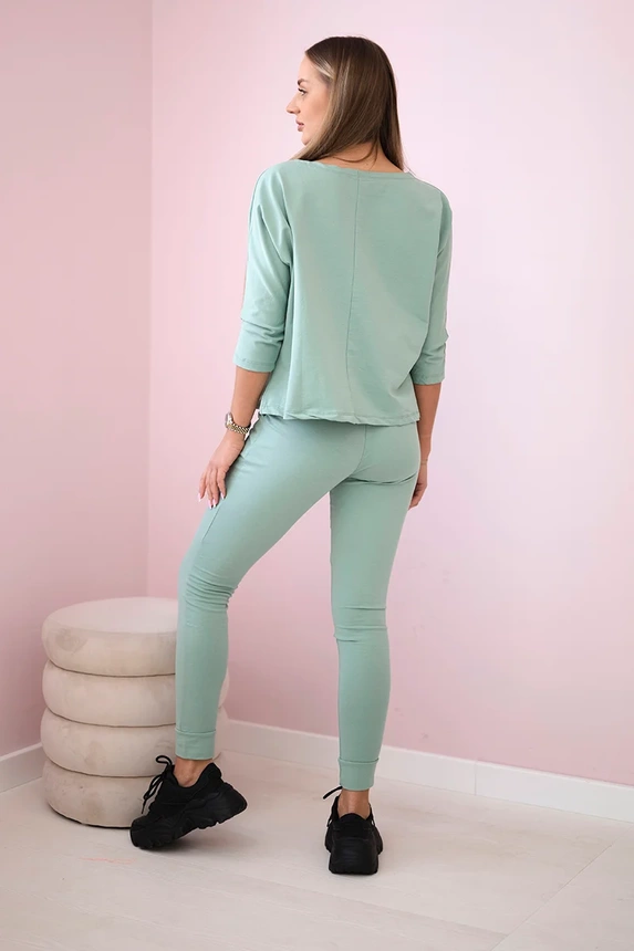 Set with Queen print dark mint