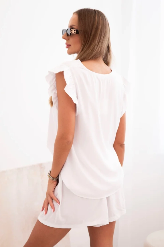 Women's set made of viscose, ruffled blouse and short shorts white
