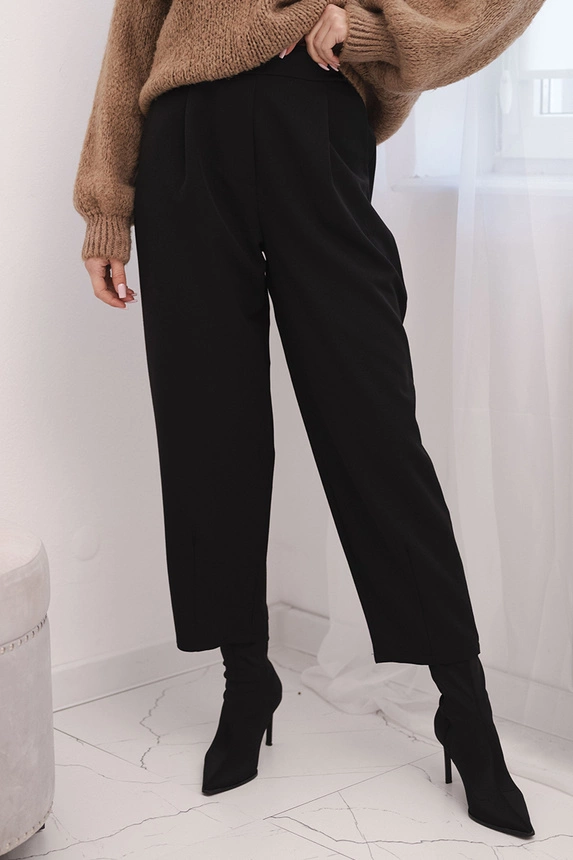 Women's high-waisted pants with pleats, black