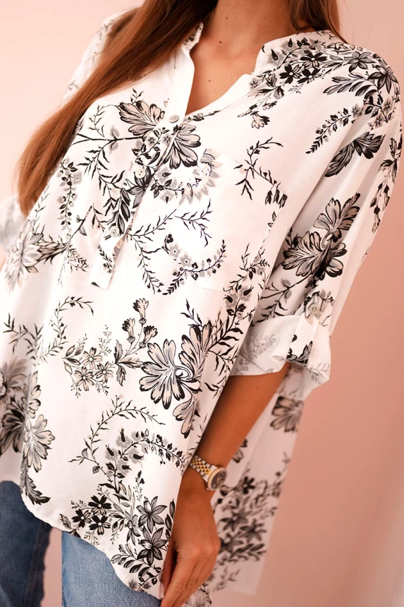 Damenhemd mit V-Ausschnitt und Blumenmuster schwarz