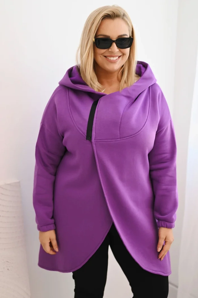 Bluza damska Plus Size ocieplana z kapturem i asymetrycznym zamkiem ciemno fioletowa