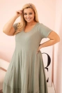 Dámske šaty plus size s krátkym rukávom a volánom z ľahkej viskózy khaki