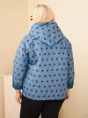 Moteriška didelio dydžio striukė su kapišonu smulkiomis dėmėmis džinsinė mėlyna