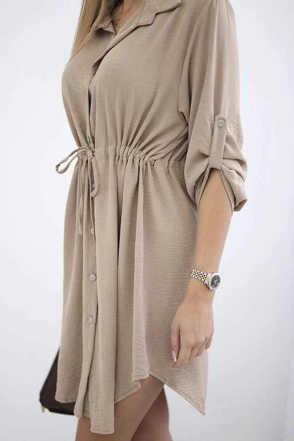 Dress with button closure and tie at the waist cappuccino
