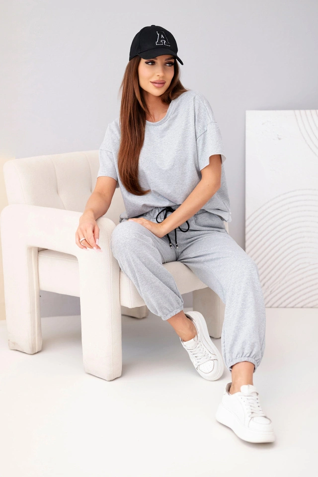 Women's cotton set: short-sleeve top and sweatpants gray