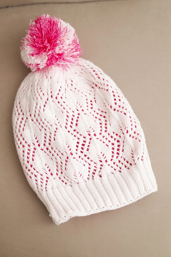 Cap with fleece Marta K231 ecru