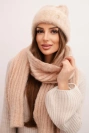 Women's set hat and long scarf made of soft yarn beige
