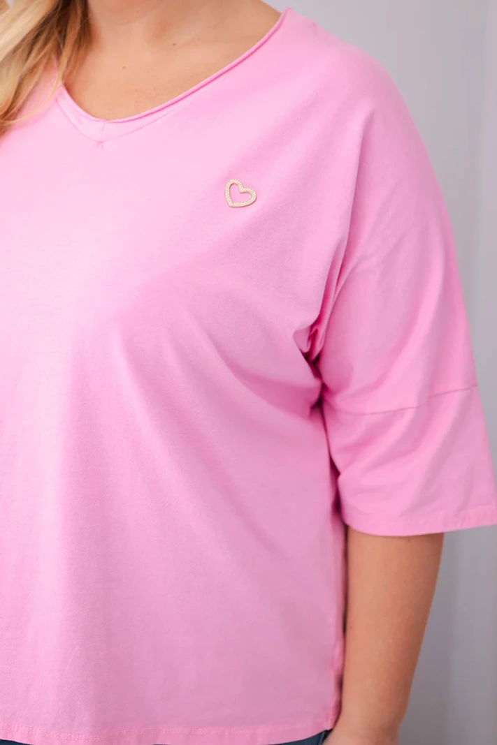 Moteriška medvilninė laisvo silueto didesnių dydžių palaidinė su V formos iškirpte šviesiai rožinė