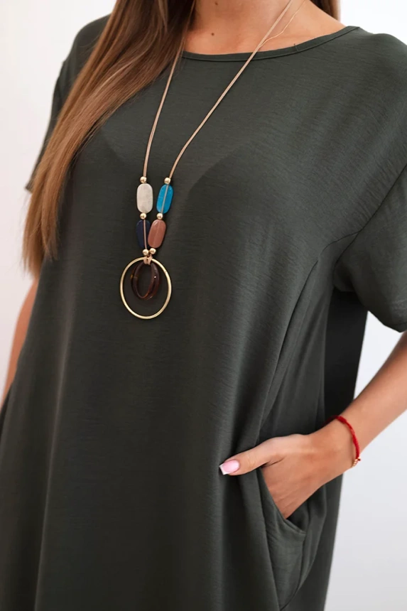Dress with pockets and pendant khaki