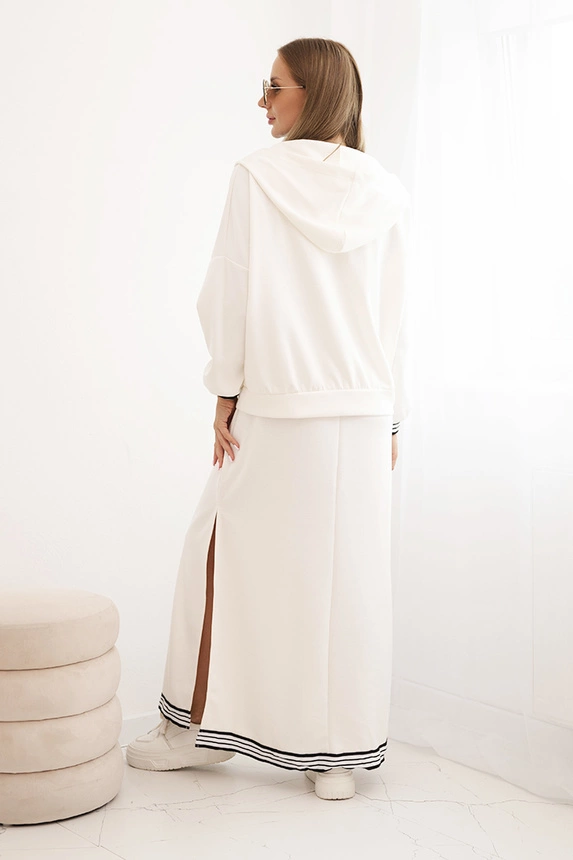 Women's set with viscose featuring a button-up blouse and a long dress ecru