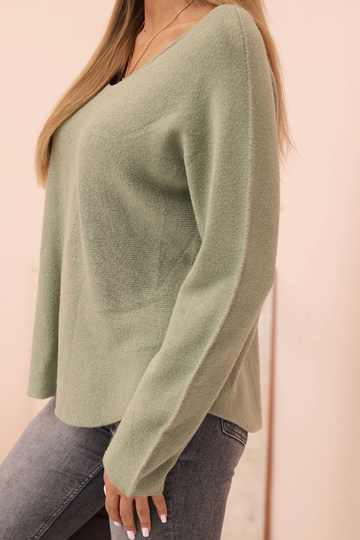 Women's sweater with viscose and V-neck light khaki