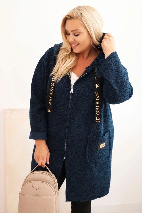 Moteriškas Plus Size paltas iš dirbtinio avikailio su gobtuvu ir kišenėmis granatinis
