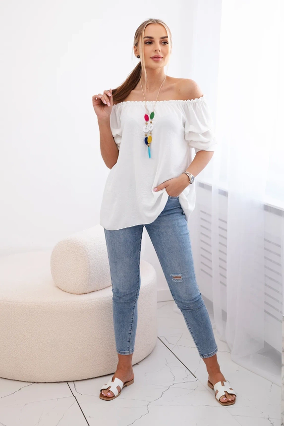 Spanish blouse with decorative sleeves ecru