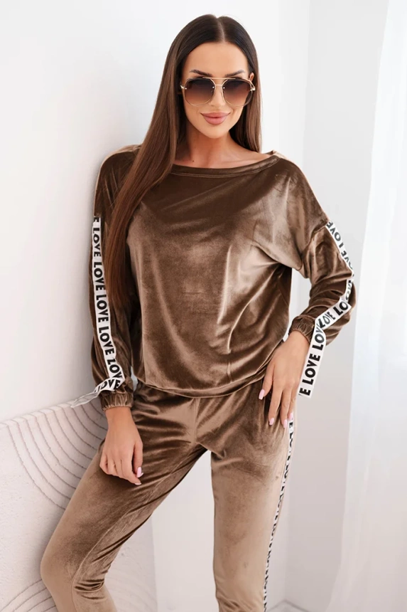 Velor set Love brown