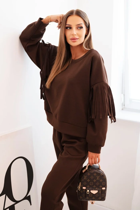 Women's butter set with fringes on the sleeves brown
