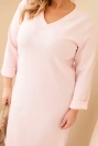 Dámska sukňa Plus Size maslová s výstrihom V a rukávom pudrová ružová