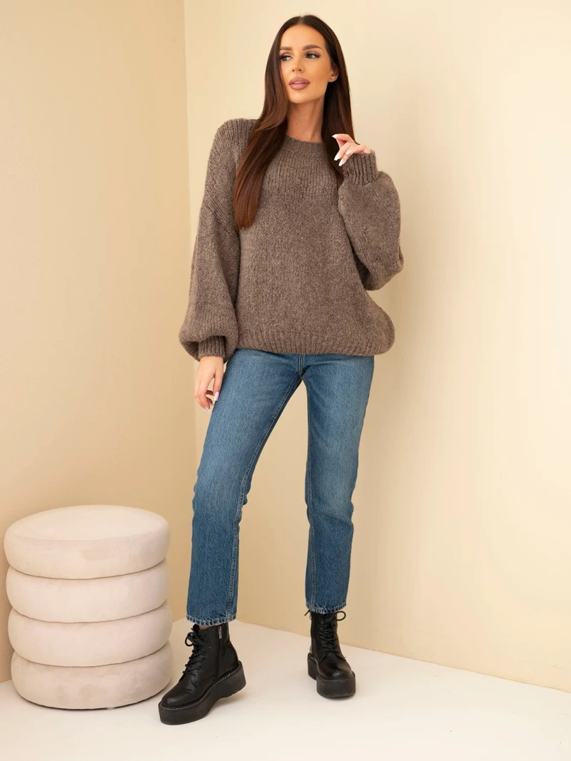 Oversize Damenpullover mit rundem Ausschnitt und Bündchen fango