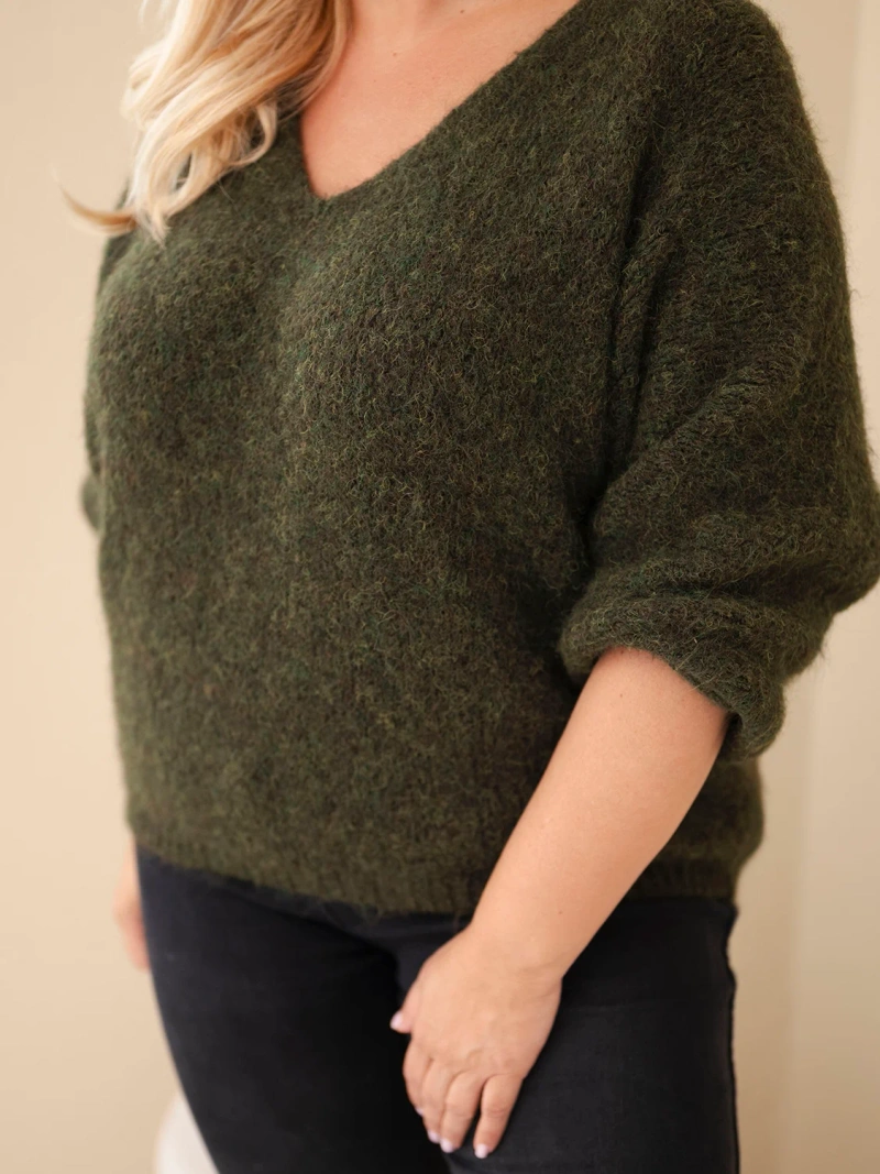 Sweter damski Plus Size z dekoltem V i szerokim rękawem khaki