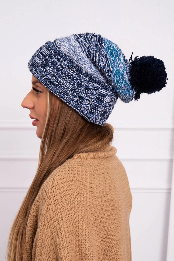 Pola vilnonė kepuraitė K267 juoda+džinsais