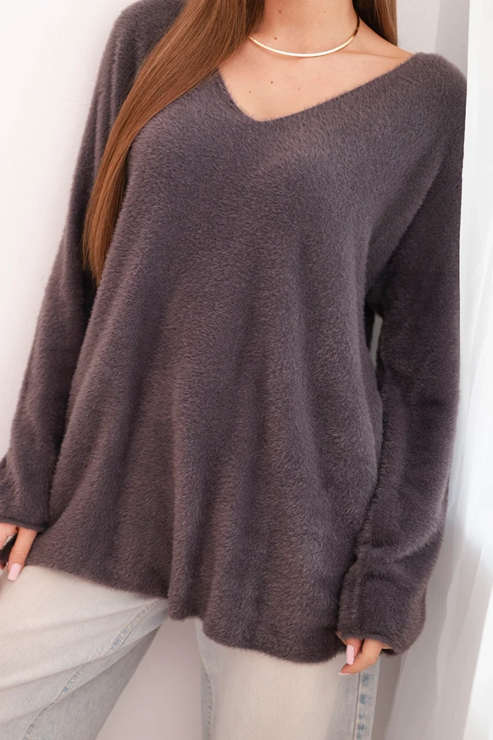 Women's sweater with wool and V-neck brown