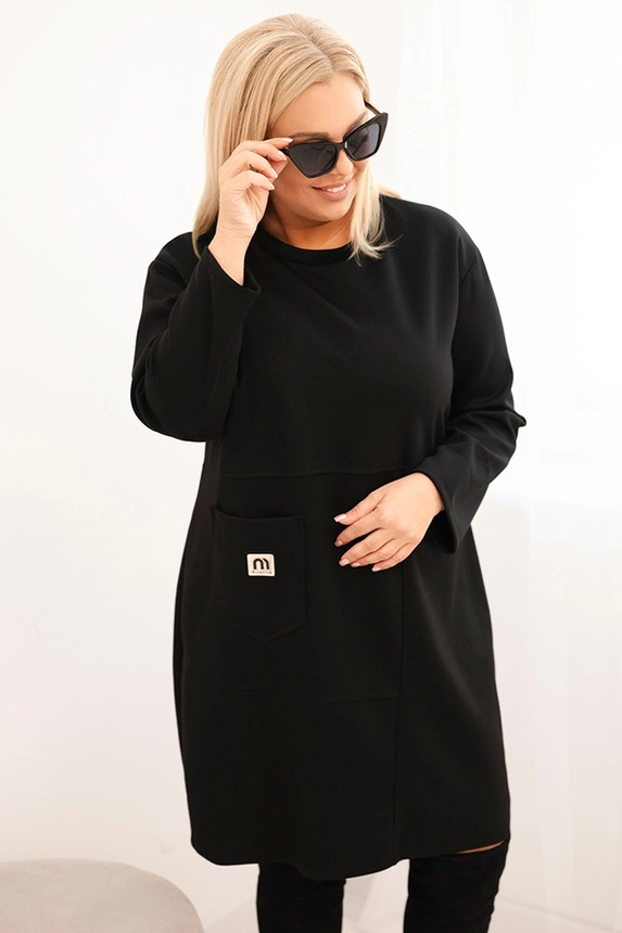 Moteriška suknelė Plus Size su kišene ir 3/4 rankovėmis juoda
