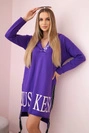 Dunkelviolettes Kleid mit Kapuze und Druck