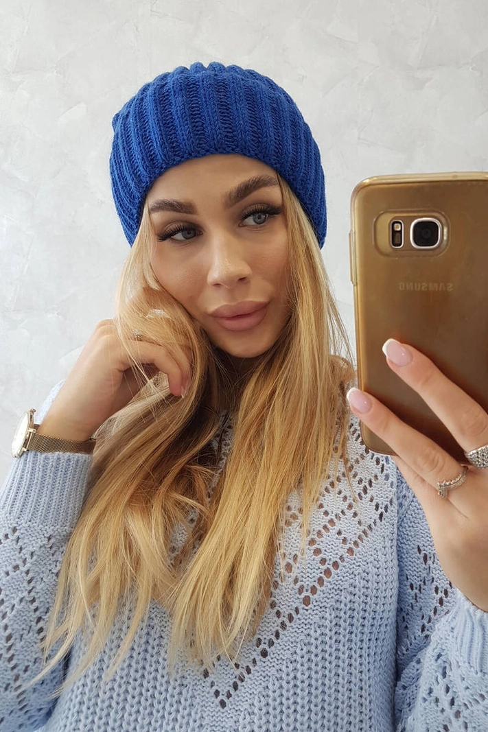 Cap with turn up Magda K293 mauve blue
