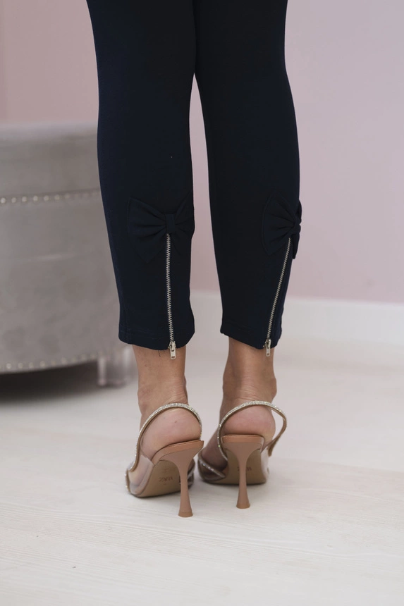 Baumwollhose mit Schleife marineblau