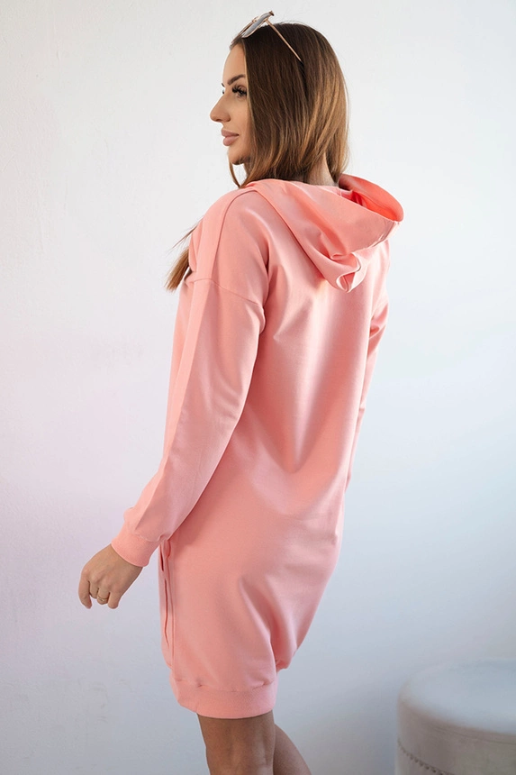 Apricotfarbenes Kleid mit Kapuze