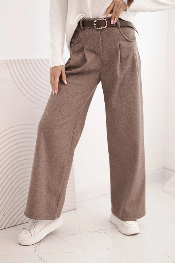 Women's pants with wide legs and a belt camel
